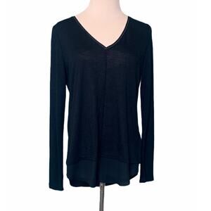 White House Black Market Long Sleeves V Neck Layered Top Size Small